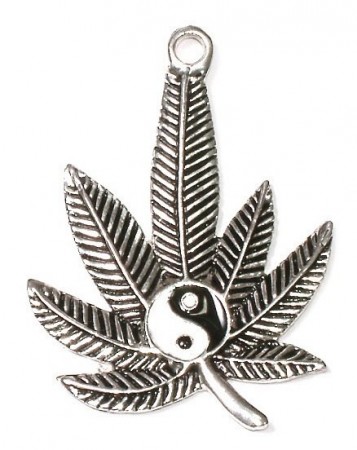 Collana con Ciondolo Foglia con Yin Yang